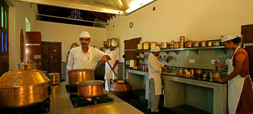 Visalam Chettinad Palace - A Cgh Earth Experience Kanadukattan Exterior foto