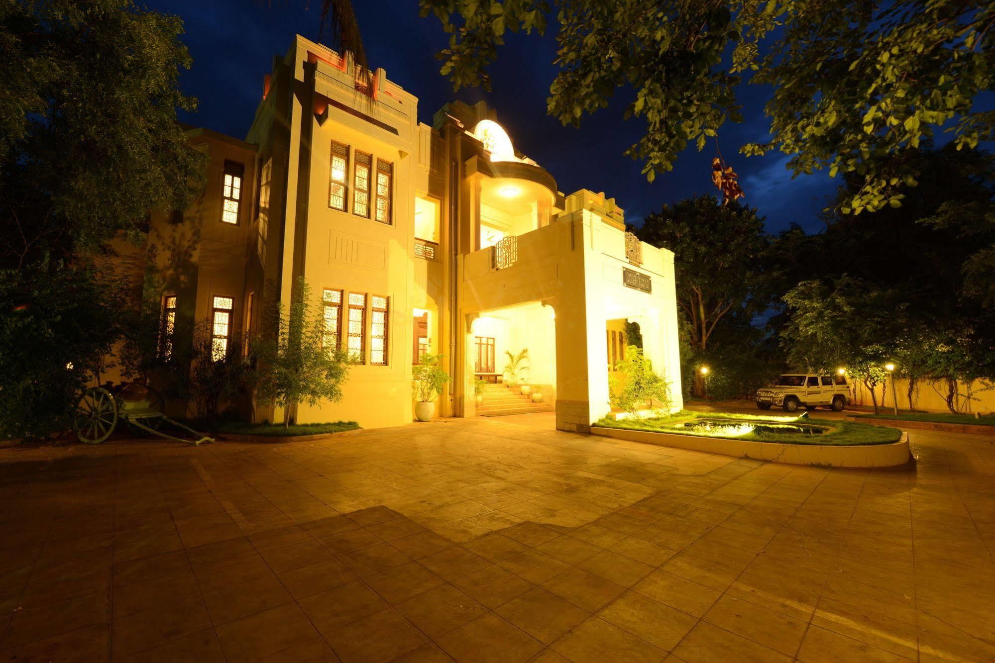 Visalam Chettinad Palace - A Cgh Earth Experience Kanadukattan Exterior foto